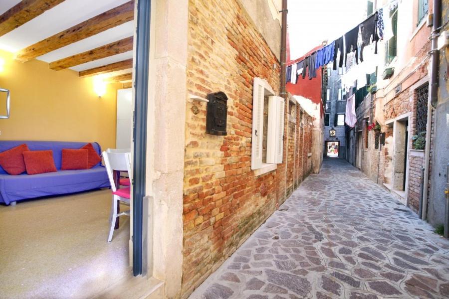 Cozy Apartment Up To 4 In Biennale Giardini By Bricola Apartments Венеція Екстер'єр фото